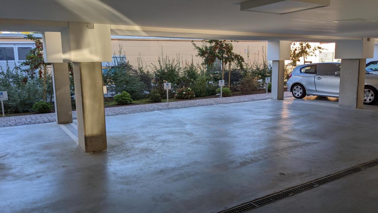 Stilvolles Apartment Mit Parkplatz, Barrierefrei Reinheim Luaran gambar